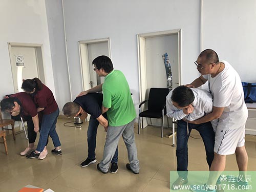 森垚儀表全員參加救護(hù)員培訓(xùn) (2).jpg