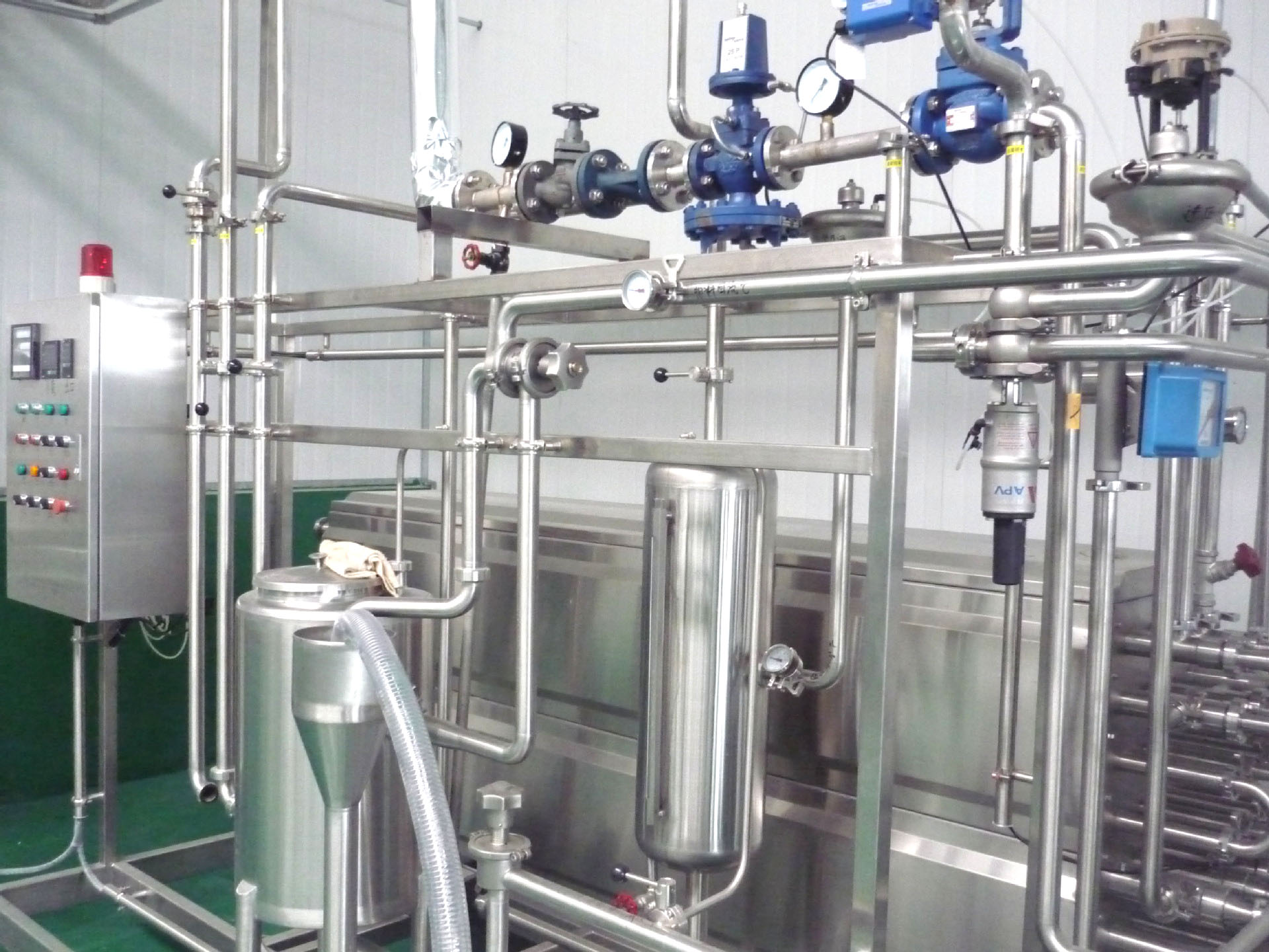 瓶裝茶飲料生產(chǎn)線用溫度計案例